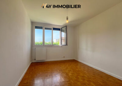 FONTAINE – Appartement T4 de 78 m2