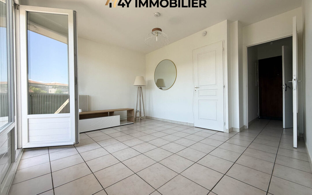 LE PONT DE CLAIX – A LOUER T1 BIS MEUBLE DE 33.21 M2
