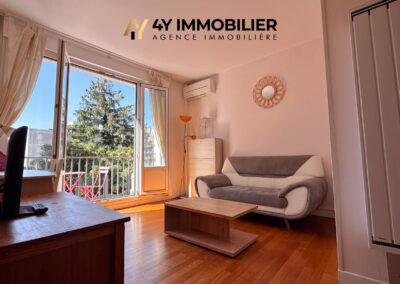 GRENOBLE- A LOUER T1 BIS  MEUBLE DE 33.88 M2