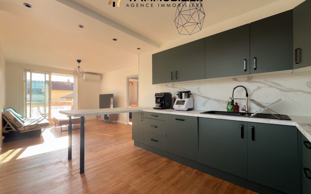 LE PONT-DE-CLAIX – Appartement type T3 avec balcon