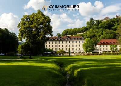 SAINT-MARTIN-D’URIAGE – Épicerie Superette