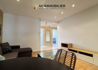 GRENOBLE- A LOUER T3 MEUBLE DE 68,44 M2
