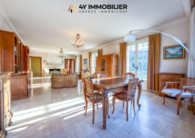 VAULNAVEYS-LE-HAUT – Maison