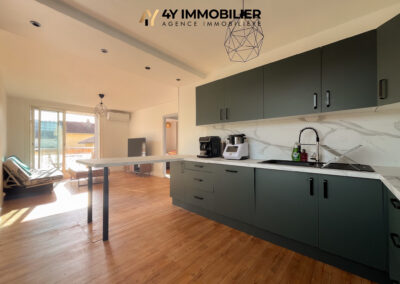 LE PONT-DE-CLAIX – Appartement type T3 avec balcon